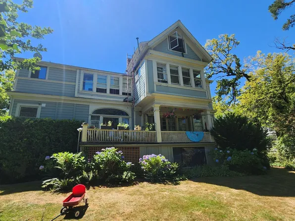 CarTr02, 2234-2238 SW Vista Ave #2, Portland, OR 97201