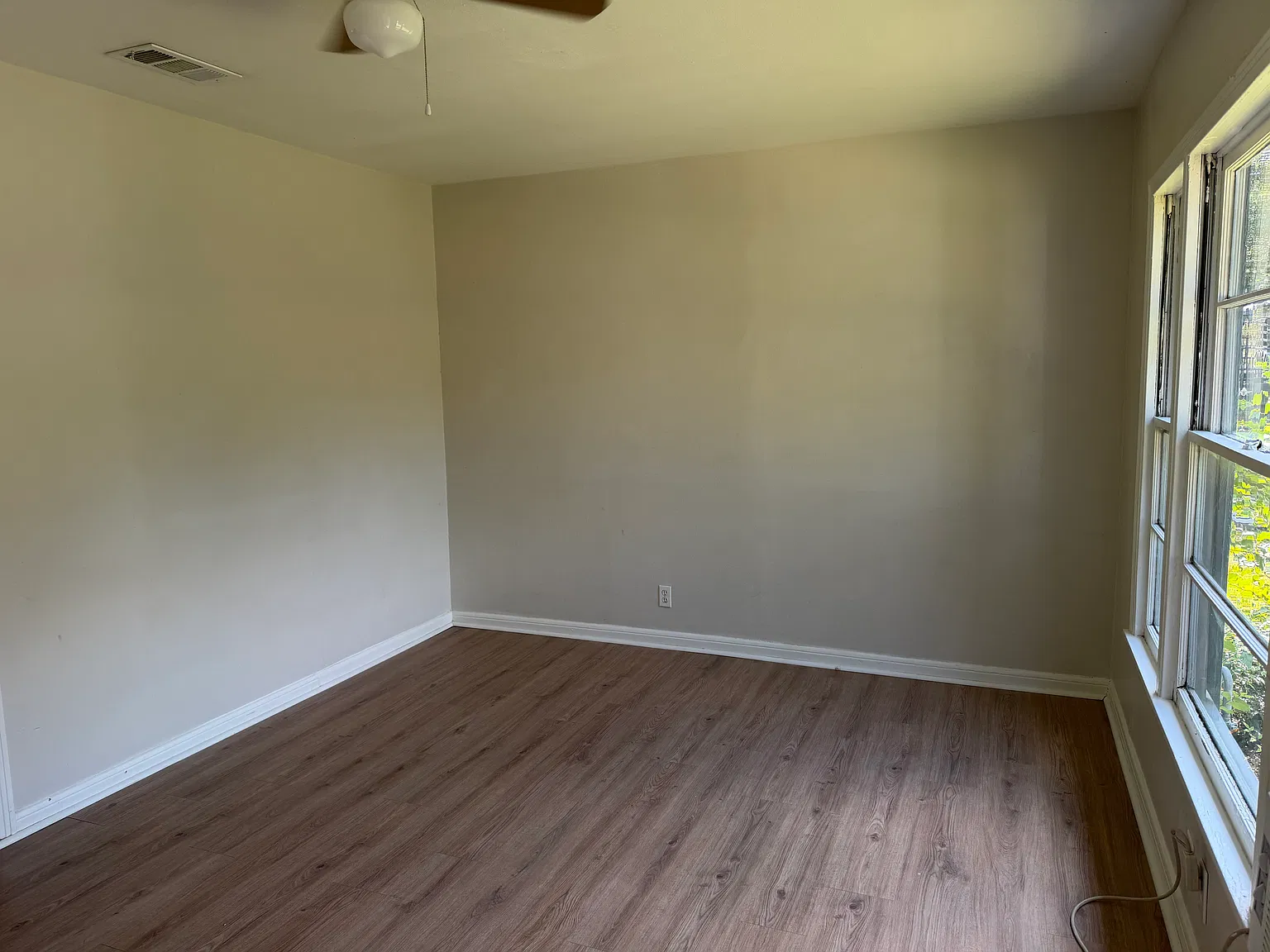3 bed, 1216 sqft, $1,225 — Photo 3