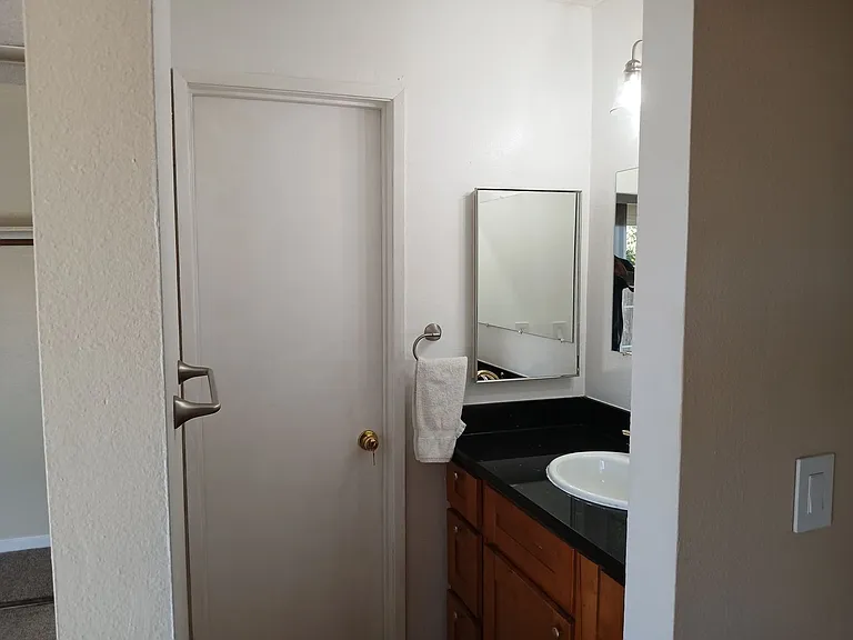 400 Mokelumne Dr — Photo 32