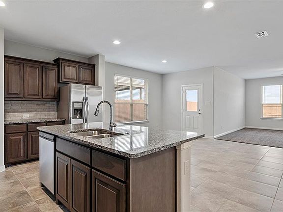 Photos are for illustration purposes only & may vary from home built.