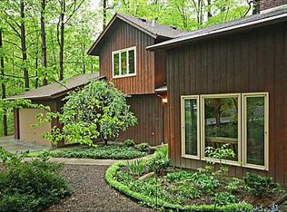 39 Tree Brook Dr, Rochester, NY 14625