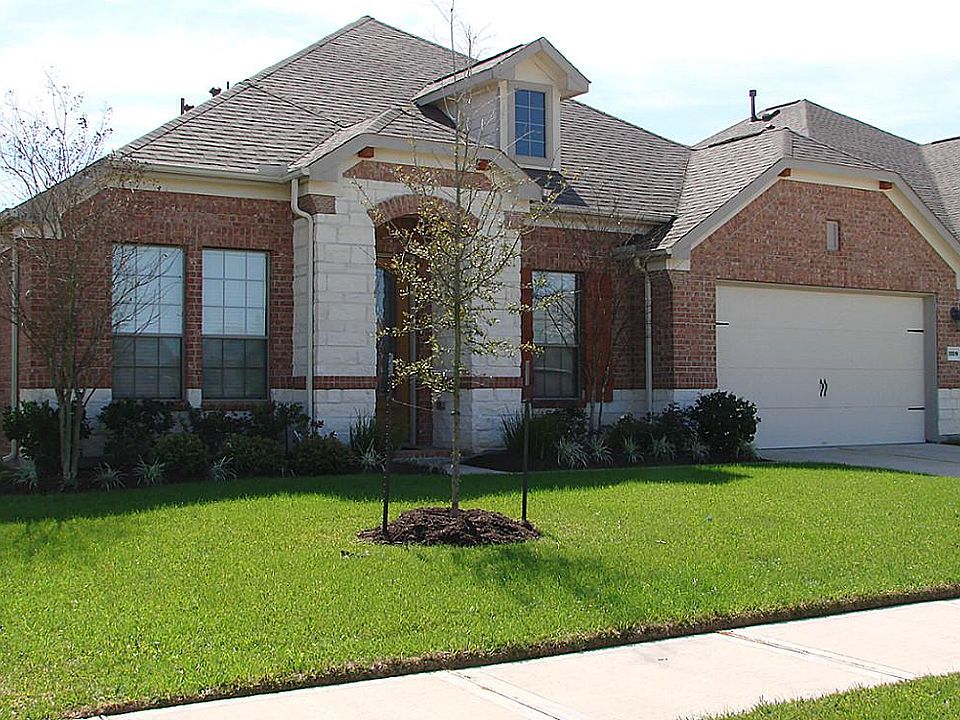 1st image of 25519 Westbourne Dr
