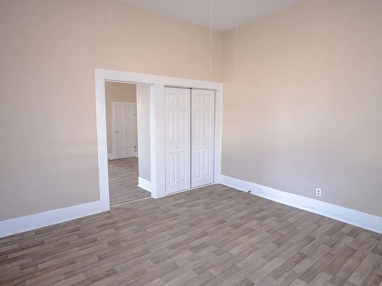 4115 S Presa — Photo 31