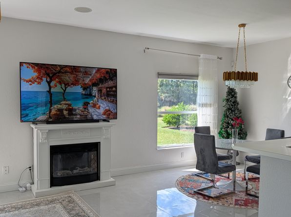 13380 Hampton Park Ct