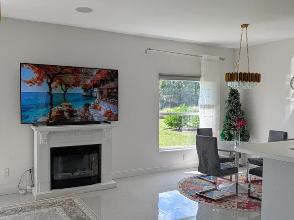 13380 Hampton Park Ct, Fort Myers, FL 33913