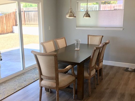 3rd image of 361 Colusa Ave