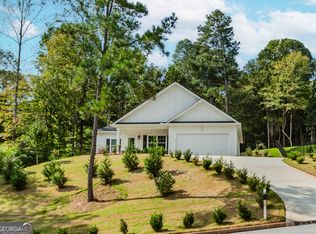 92 Belmont Park Dr, Commerce, GA 30529