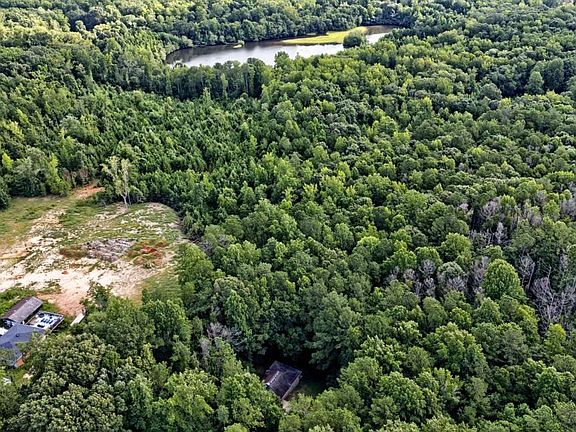 3rd image of 3029 Demooney Rd