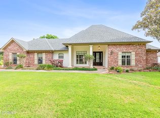5908 John Boudreaux Rd, Abbeville, LA 70510