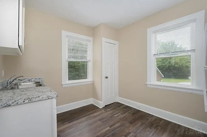 3762 Vine St #3 — Photo 5