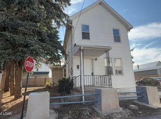 65 Corbett Ln, Wilkes Barre, PA 18702