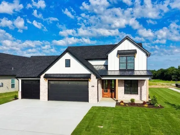 5201 Stormy Dr, Columbia, MO 65203