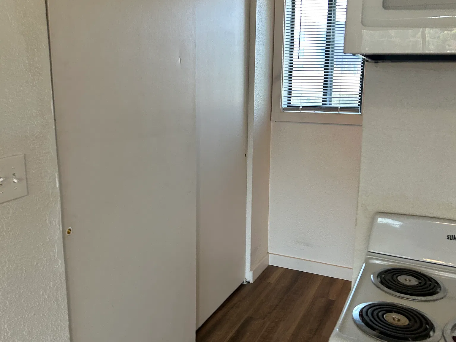 Studio, $1,250 — Photo 4