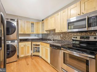 307 Yoakum Pkwy APT 1721, Alexandria, VA 22304