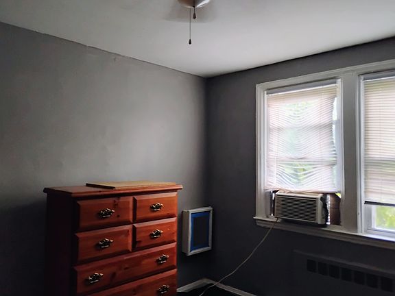 5th image of 4300 Norfolk Ave
