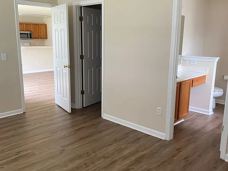 2525 Whetstone Ln — Photo 6