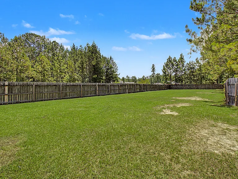151 Lincoln Way NE — Photo 40