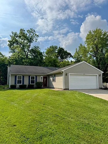 905 Ferncliff Ct Photo 1