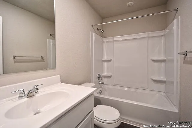 1136 Whitneyway Ln — Photo 19