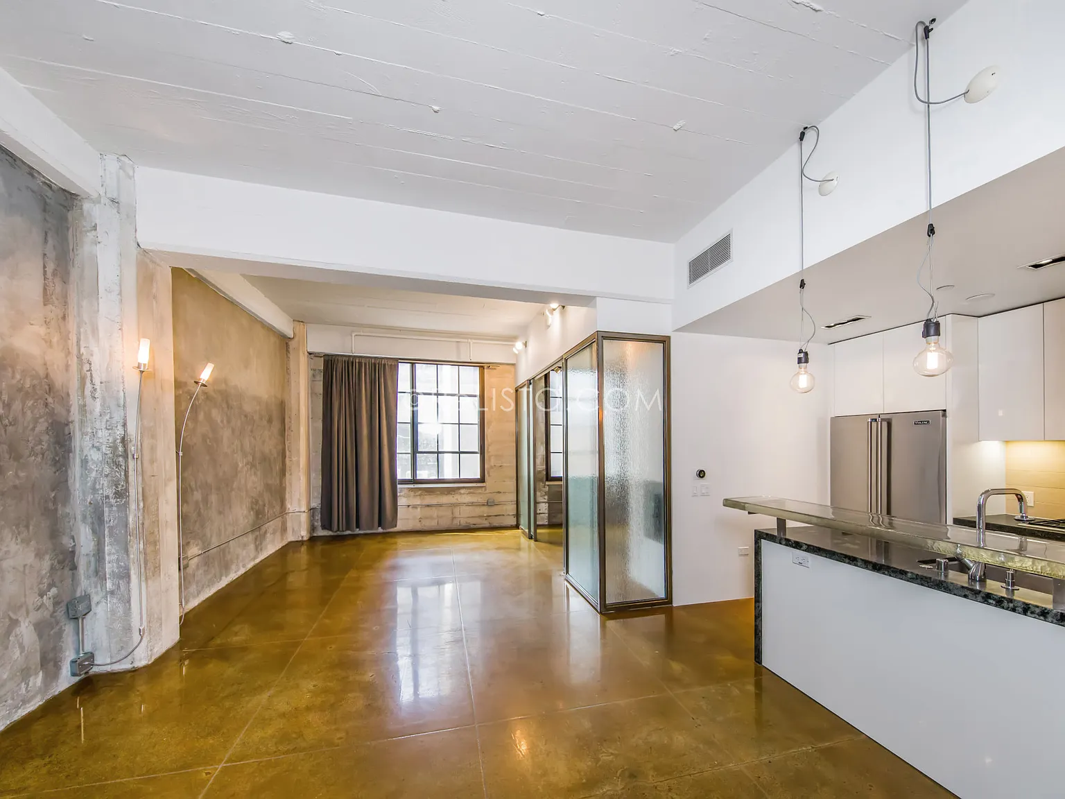 1 bed, 1.0 bath, 699 sqft, $3,895 — Photo 3