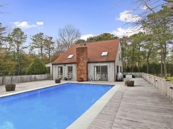 188 Buckskill Rd, East Hampton, NY 11937