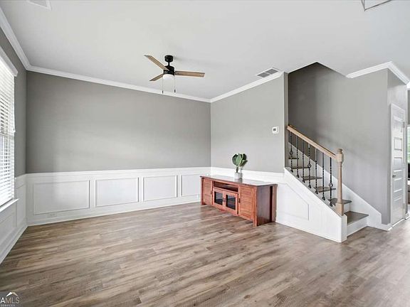 5th image of 7698 Hansel Ln