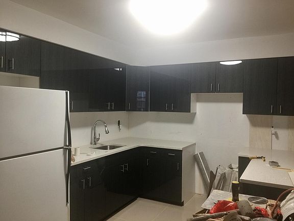 3rd image of 7171 Parsons Blvd Fl 3rd