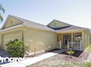 7623 Clovelly Park Pl, Apollo Beach, FL 33572