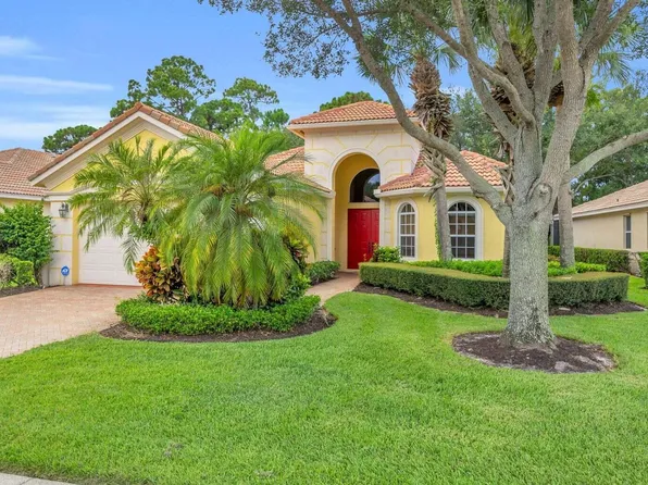 8821 Champions Way, Port St Lucie, FL 34986