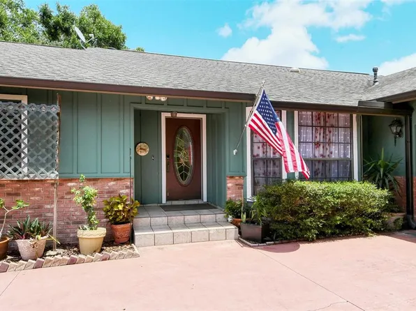 4794 Maid Marian Ln, Sarasota, FL 34232