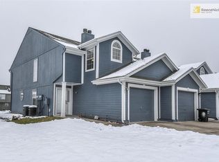 5587 NW Sunrise Meadow Ln #89A, Lees Summit, MO 64064