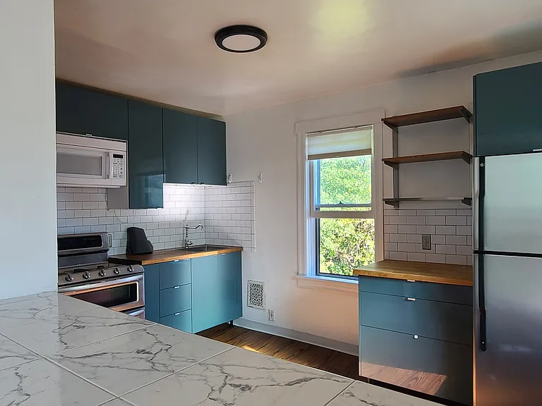 219 Virginia Ave #B — Photo 20