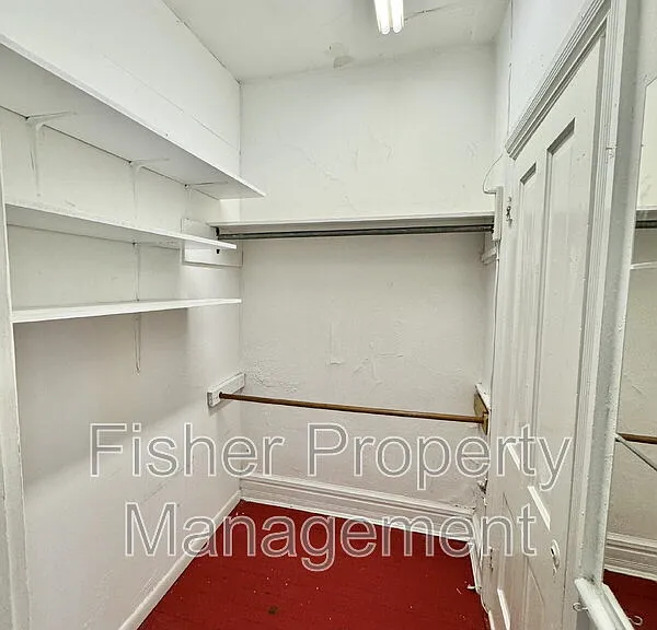 1921 Floyd Ave #2 — Photo 6