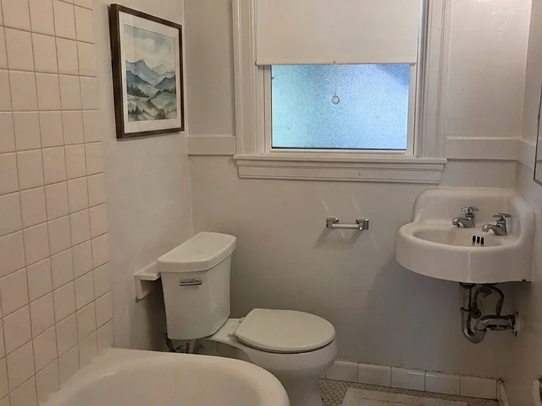 2671 Derby St #7 — Photo 7