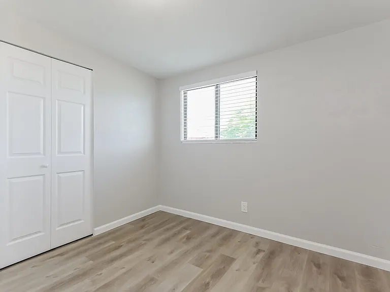 6761 E Fayette St — Photo 15
