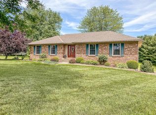 2200 Outer Circle Dr, Crestwood, KY 40014