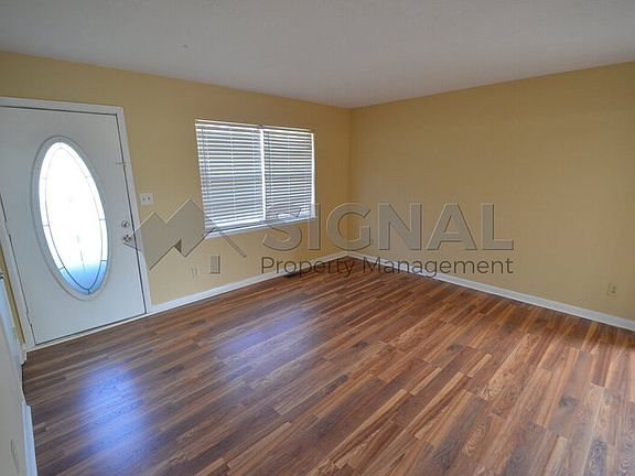 3rd image of 2813 Micmac Dr