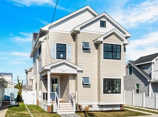 117 E Syracuse Ave, Wildwood Crest, NJ 08260