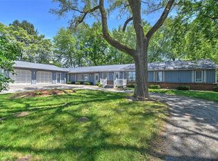 460 Joynt Rd, Decatur, IL 62522