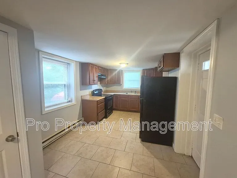 14 Edgewood Rd #1 — Photo 6