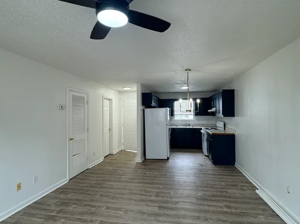 (undisclosed Address), Calhoun, GA 30701