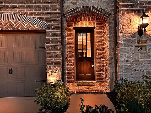 2nd image of 39 E Crystal Canyon Cir