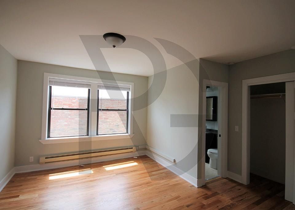 2nd image of 4546 N Damen Ave #4546406