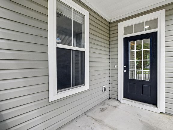 2nd image of 108 Alumni Ct