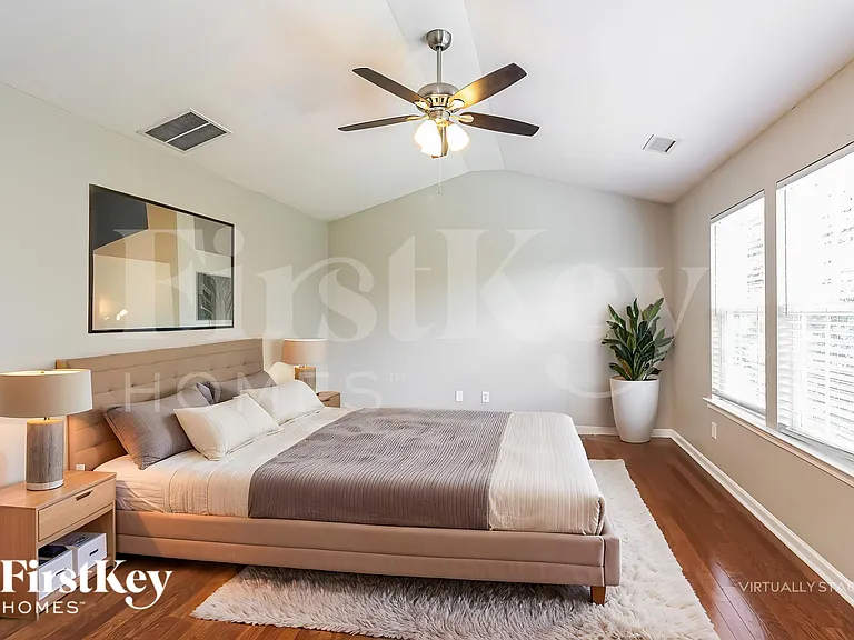 1905 Arbor Crest Ct — Photo 13