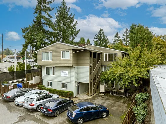 2 bed, 1.5 bath, 980 sqft, $1,399 — Photo 1