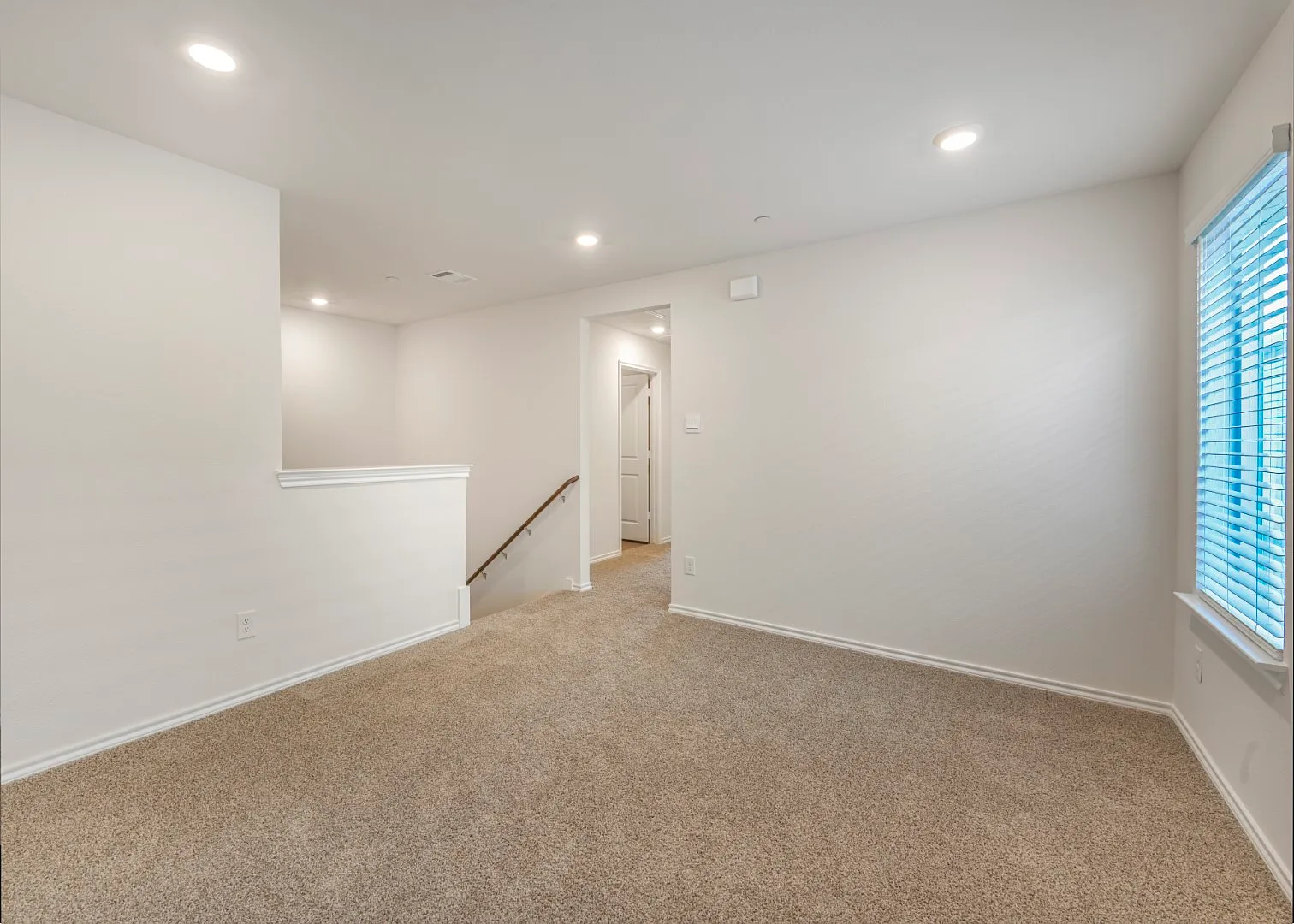 2089 Peppermint Ln — Photo 4