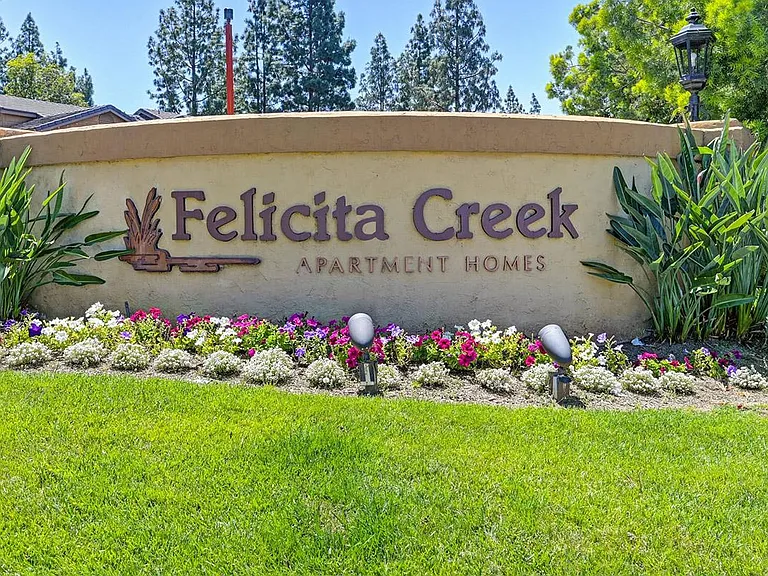 Elan Felicita Creek — Photo 6