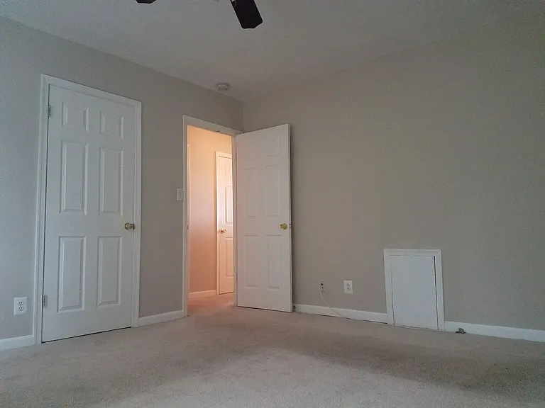 2500 Markham Ln #5 — Photo 9