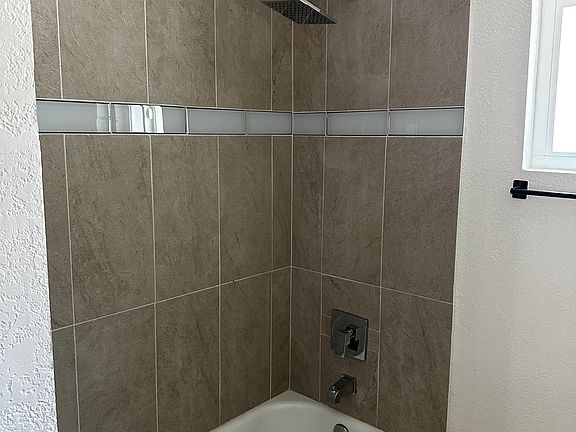5th image of 857 Colima Rd